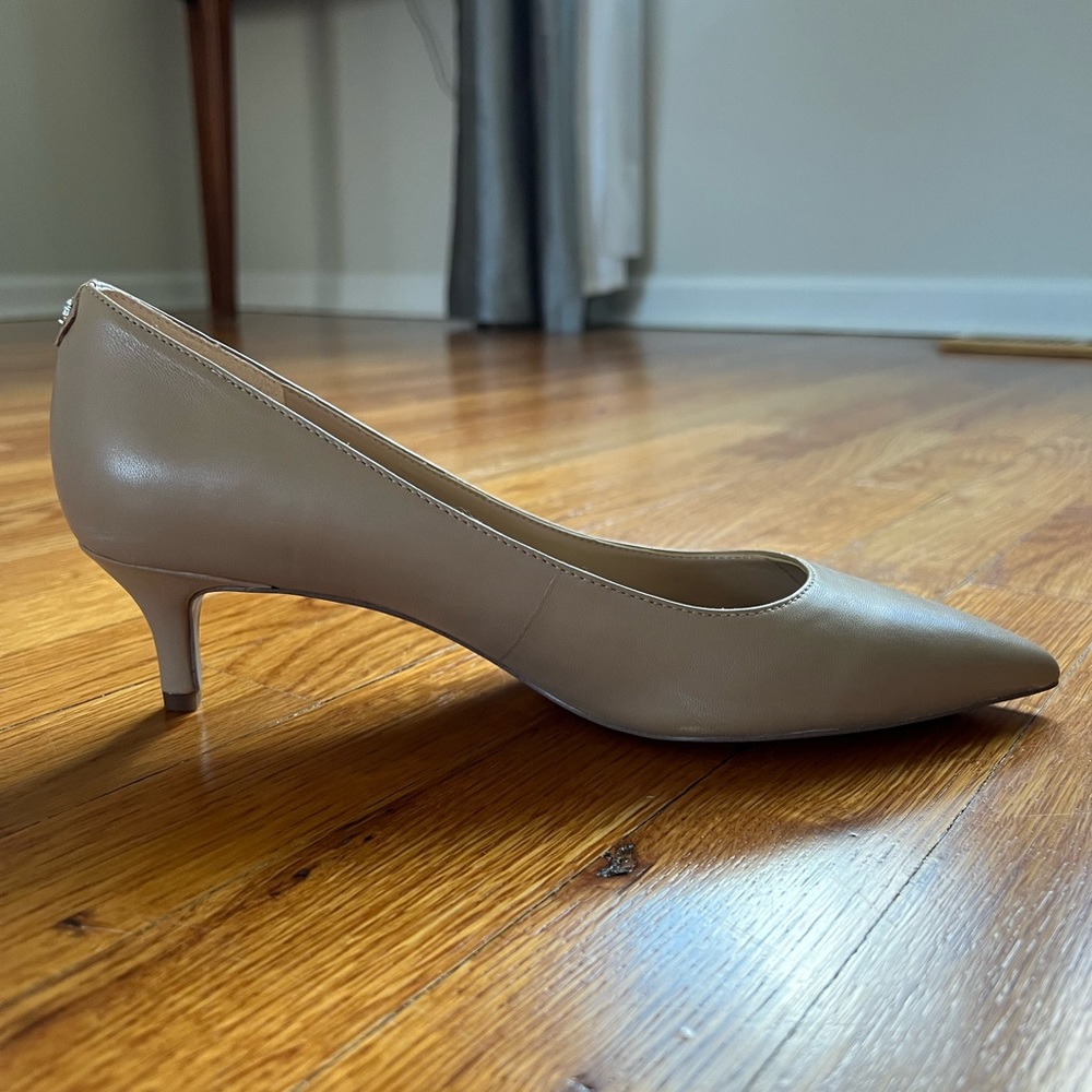 Sam Edelman Dori Kitten Heel Pump - Picture 3 of 7